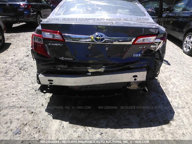 4T1BD1FK6CU017115 - 2012 TOYOTA CAMRY HYBRID/LE/XLE 灰色 照片 6