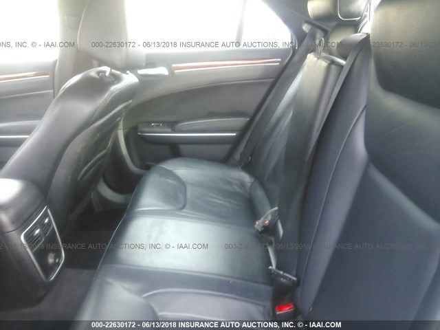2C3CCAAG1EH335751 - 2014 CHRYSLER 300 SILVER photo 8