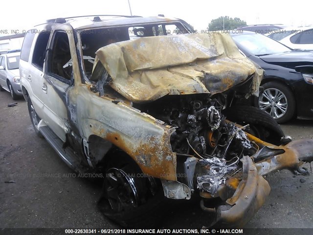 1GYEK63NX3R271880 - 2003 CADILLAC ESCALADE LUXURY أبيض صورة 1