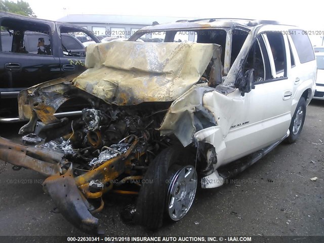 1GYEK63NX3R271880 - 2003 CADILLAC ESCALADE LUXURY أبيض صورة 2