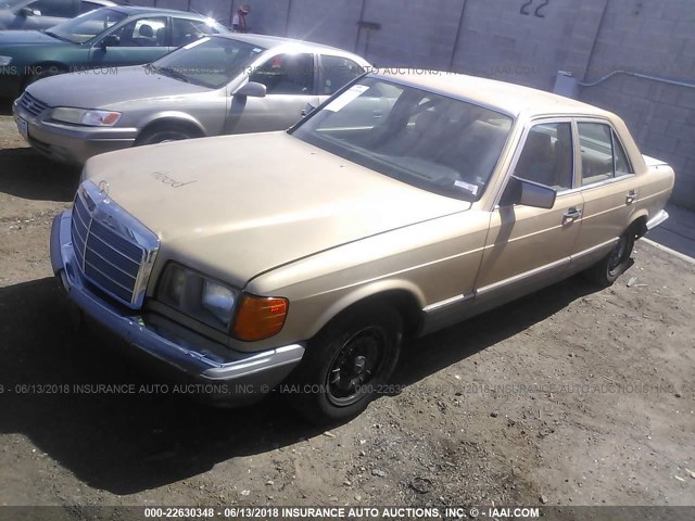 WDBCB20A3EA073942 - 1984 MERCEDES-BENZ 300 SD GOLD photo 2