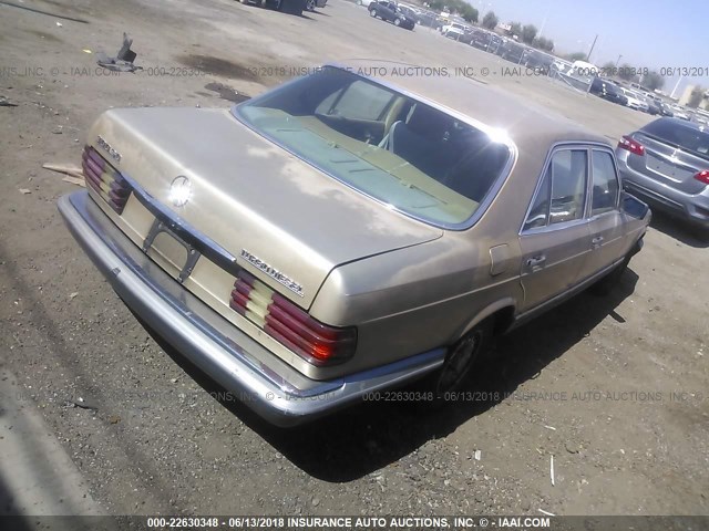 WDBCB20A3EA073942 - 1984 MERCEDES-BENZ 300 SD GOLD photo 4