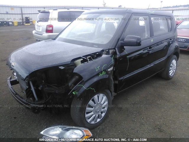 KNDJT2A54D7521138 - 2013 KIA SOUL BLACK photo 2