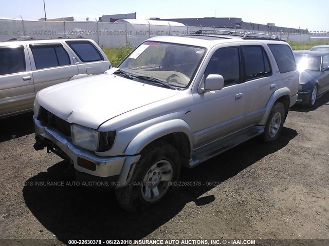 JT3HN87R5W9017196 - 1998 TOYOTA 4RUNNER LIMITED SILVER photo 2