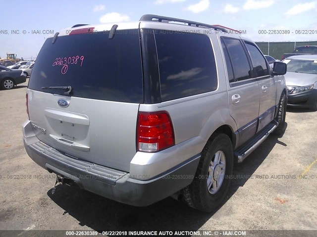 1FMPU15586LB00458 - 2006 FORD EXPEDITION XLT SILVER photo 4