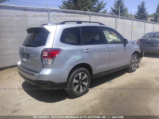 JF2SJAEC1HH476285 - 2017 SUBARU FORESTER 2.5I PREMIUM SILVER photo 4