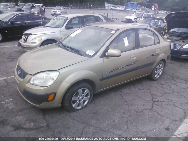 KNADE123876257038 - 2007 KIA RIO LX/SX GOLD photo 2