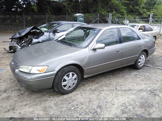 4T1BG22K3XU575397 - 1999 TOYOTA CAMRY 银色 照片 2
