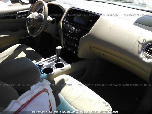 5N1AR2MM0DC677665 - 2013 NISSAN PATHFINDER S/SV/SL/PLATINUM 灰色 照片 5