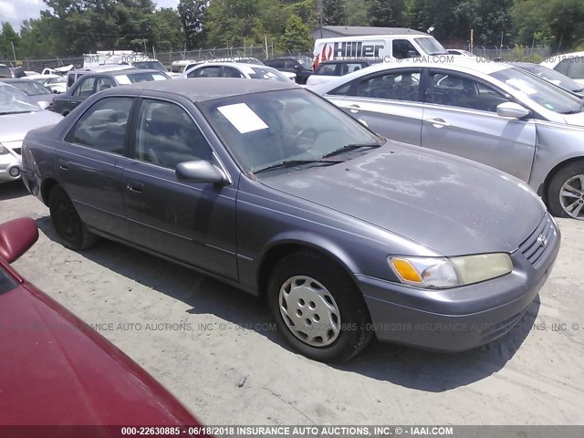 JT2BG22K8X0376589 - 1999 TOYOTA CAMRY LE/XLE GRAY photo 1