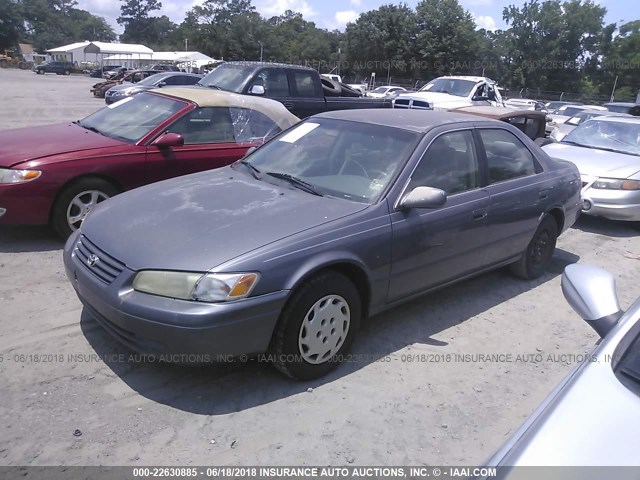 JT2BG22K8X0376589 - 1999 TOYOTA CAMRY LE/XLE GRAY photo 2