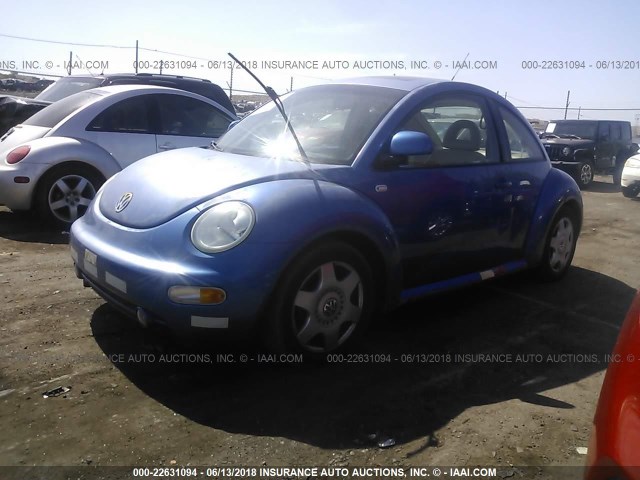 3VWDD21C7YM500804 - 2000 VOLKSWAGEN NEW BEETLE GLX 蓝色 照片 2