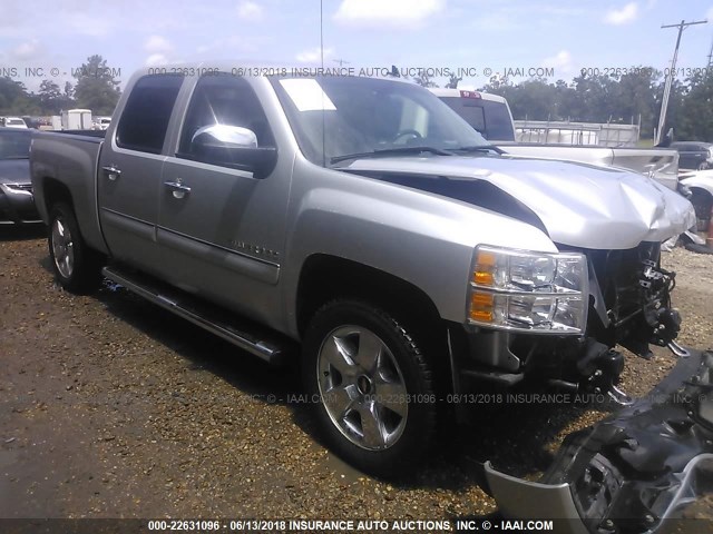 3GCPCSE06BG270813 - 2011 CHEVROLET SILVERADO C1500 LT SILVER photo 1