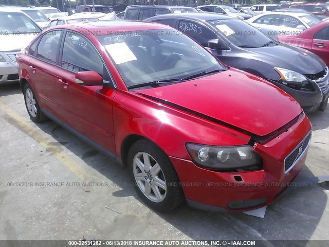 YV1MS382X42018948 - 2004 VOLVO S40 2.4I RED photo 1