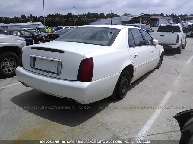 1G6KF57924U127925 - 2004 CADILLAC DEVILLE DTS WHITE photo 4