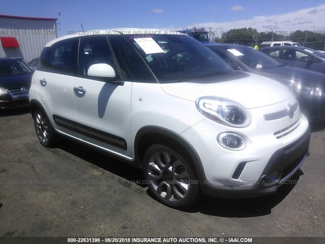 ZFBCFADH0EZ028985 - 2014 FIAT 500L TREKKING WHITE photo 1