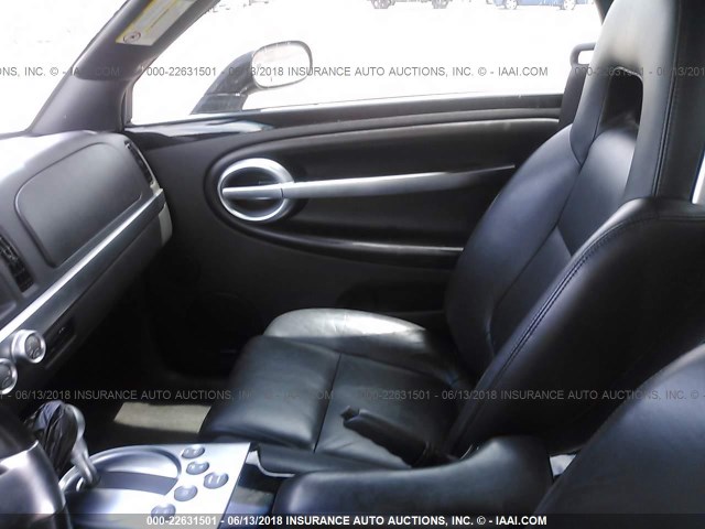 1GCES14P83B103169 - 2003 CHEVROLET SSR 黑色 照片 8