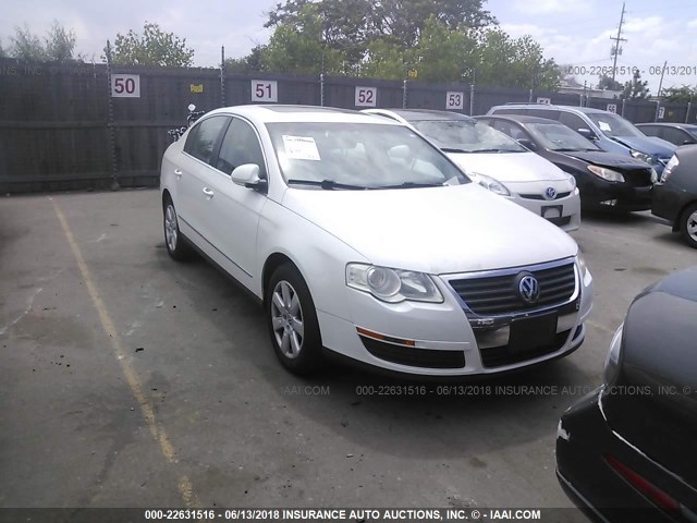 WVWAK73C16P114358 - 2006 VOLKSWAGEN PASSAT 2.0T/2.0T VALUE WHITE photo 1