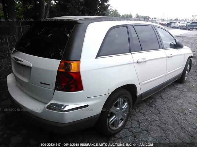 2C8GF68474R638165 - 2004 CHRYSLER PACIFICA WHITE photo 4