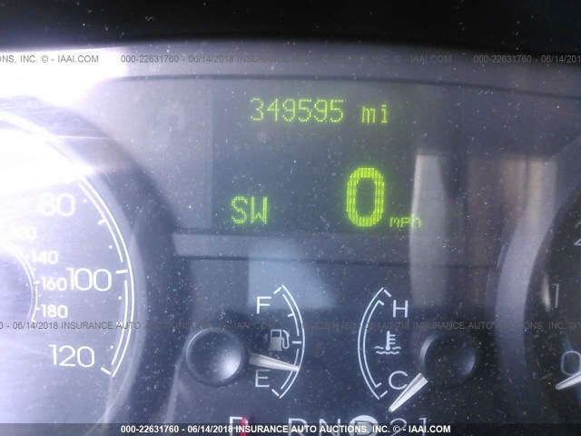 1LNHM84W77Y616869 - 2007 LINCOLN TOWN CAR EXECUTIVE L BLACK photo 7