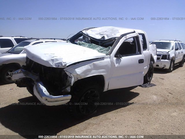 1GCEC19Z77Z129184 - 2007 CHEVROLET SILVERADO C1500 CLASSIC WHITE photo 2