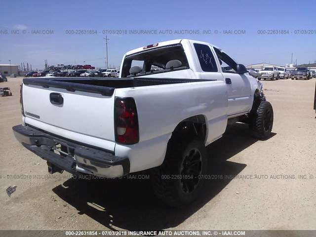 1GCEC19Z77Z129184 - 2007 CHEVROLET SILVERADO C1500 CLASSIC WHITE photo 4