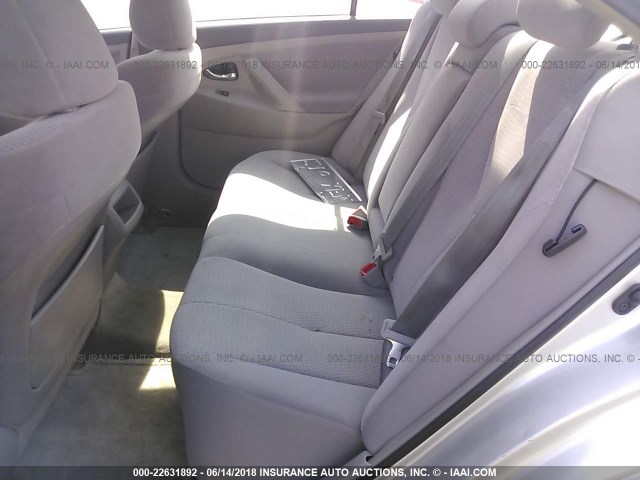 4T1BF3EK1BU176663 - 2011 TOYOTA CAMRY SE/LE/XLE SILVER photo 8