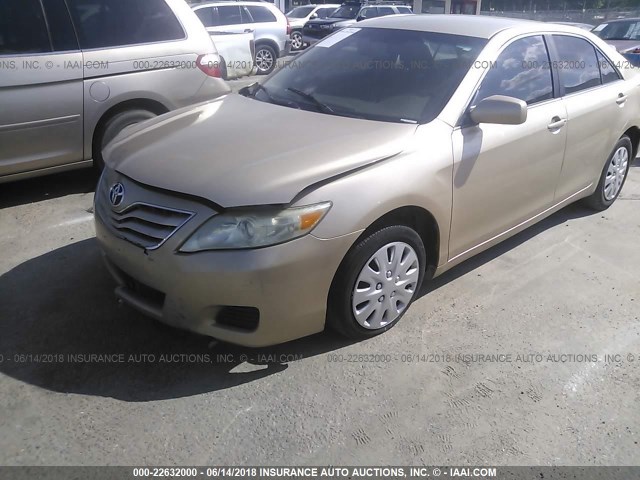 4T4BF3EK3AR020631 - 2010 TOYOTA CAMRY SE/LE/XLE 金色 照片 2
