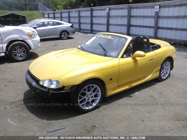 JM1NB353020228829 - 2002 MAZDA MX-5 MIATA LS YELLOW photo 2