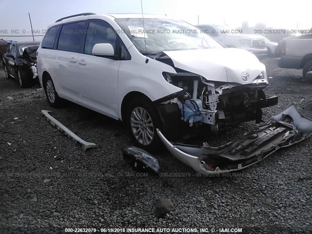 5TDYK3DC5DS309369 - 2013 TOYOTA SIENNA XLE/LIMITED WHITE photo 1