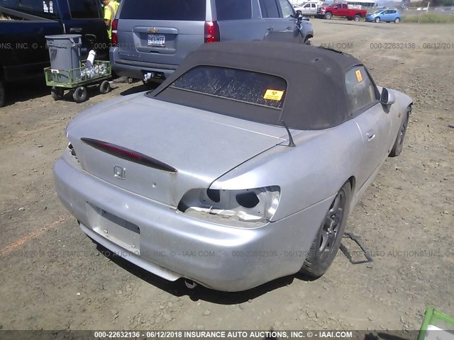 JHMAP11412T008082 - 2002 HONDA S2000 SILVER photo 4