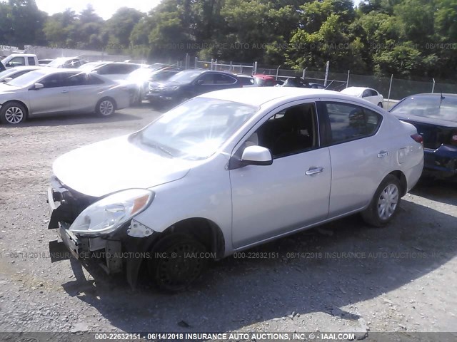 3N1CN7AP2CL816737 - 2012 NISSAN VERSA S/SV/SL SILVER photo 2