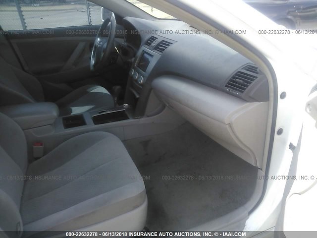4T1BE46K49U839323 - 2009 TOYOTA CAMRY SE/LE/XLE 白色 照片 5