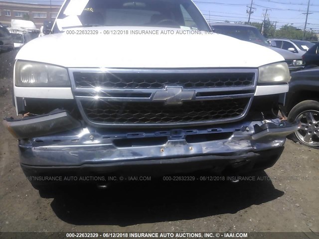 1GCHC29U17E148070 - 2007 CHEVROLET SILVERADO C2500 HEAVY DUTY WHITE photo 6