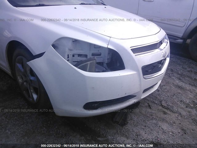 1G1ZA5EU2BF193936 - 2011 CHEVROLET MALIBU LS WHITE photo 6
