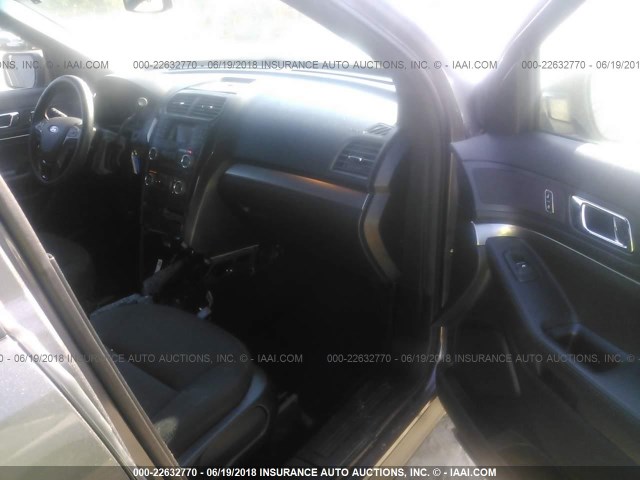 1FM5K8AR5GGA47324 - 2016 FORD EXPLORER POLICE INTERCEPTOR GRAY photo 5
