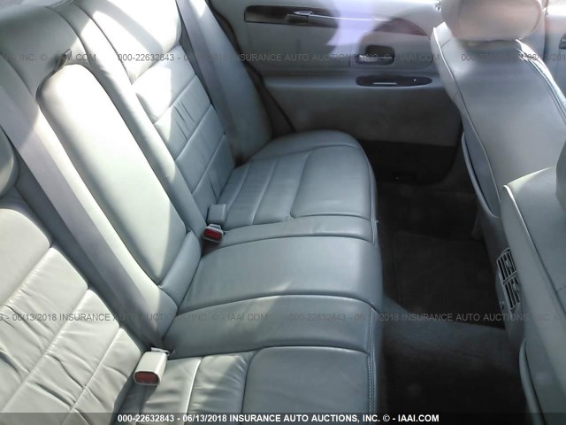 1LNHM81W0YY816613 - 2000 LINCOLN TOWN CAR EXECUTIVE Серебристый фото 8