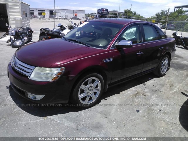 1FAHP25W68G135659 - 2008 FORD TAURUS LIMITED RED photo 2