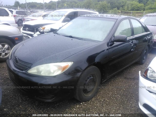 4T1BE32K72U006718 - 2002 TOYOTA CAMRY LE/XLE/SE შავი ფოტო 2