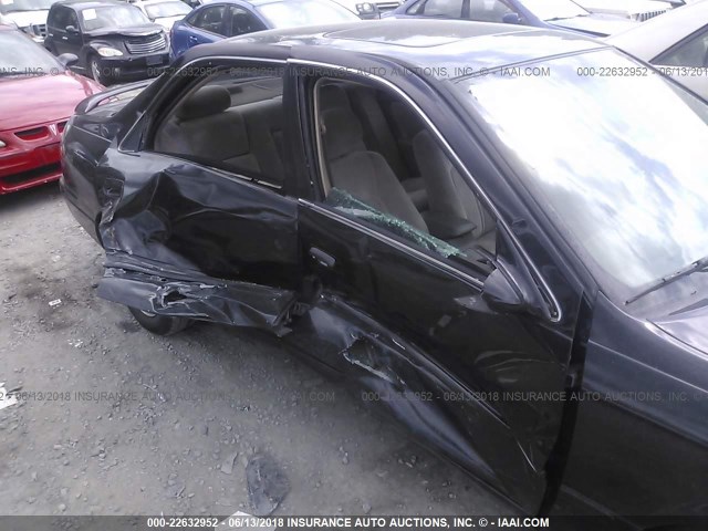 4T1BG22KXVU047238 - 1997 TOYOTA CAMRY CE/LE/XLE 黑色 照片 6