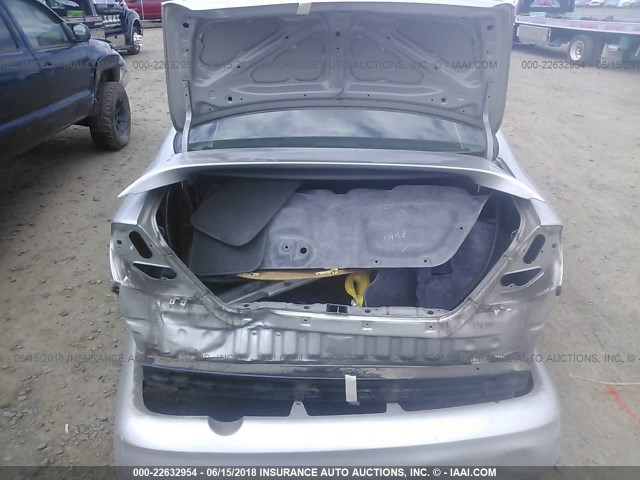 JTDBE32K240262974 - 2004 TOYOTA CAMRY LE/XLE SILVER photo 6