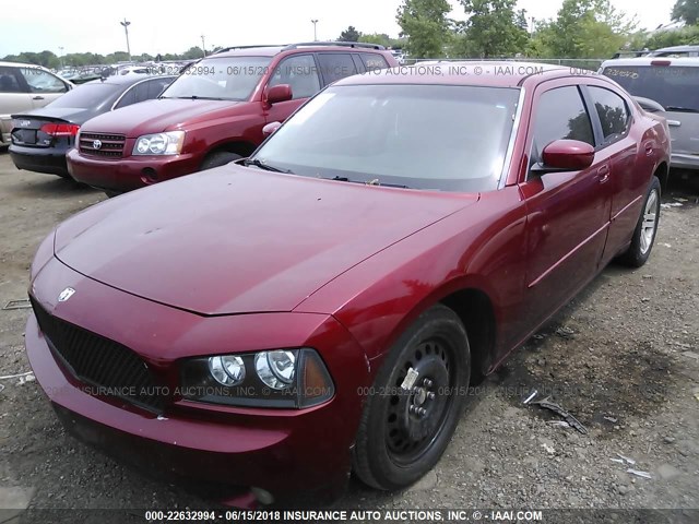 2B3KA53H86H131753 - 2006 DODGE CHARGER R/T RED photo 2