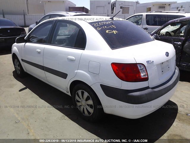 KNADE123876244189 - 2007 KIA RIO LX/SX WHITE photo 3