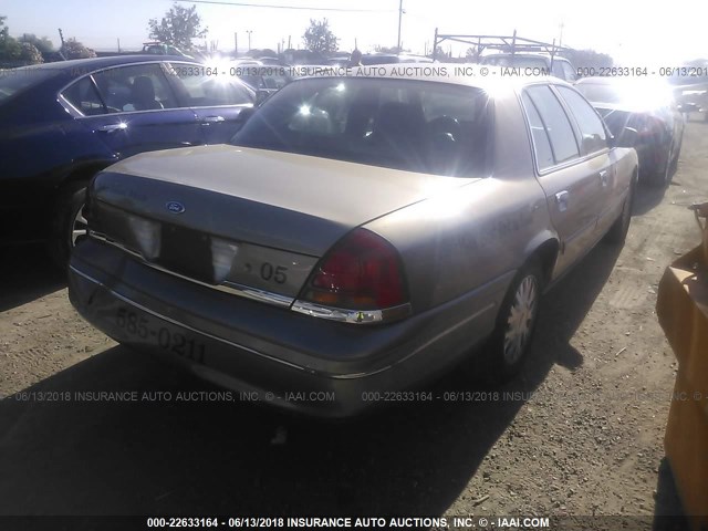 2FAFP74W33X207667 - 2003 FORD CROWN VICTORIA LX Pewter photo 4
