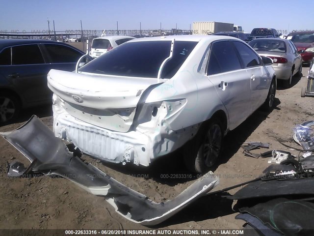 4T1BF1FK9FU053346 - 2015 TOYOTA CAMRY LE/XLE/SE/XSE WHITE photo 4