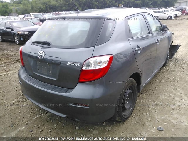 2T1KU4EE4CC848899 - 2012 TOYOTA COROLLA MATRIX  GRAY photo 4