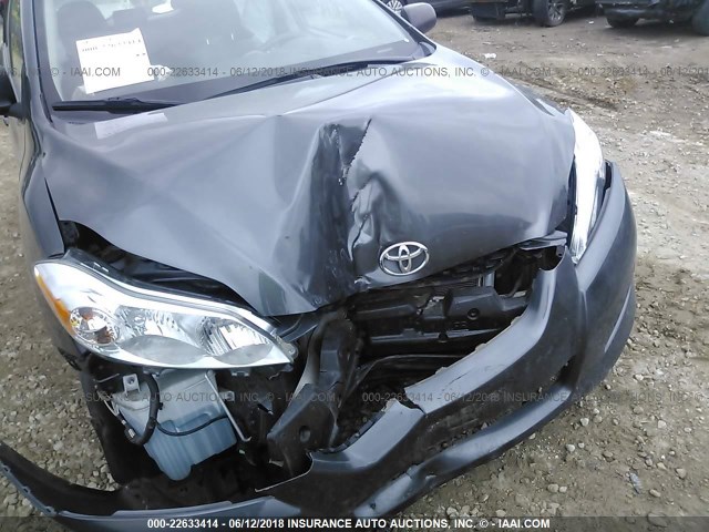 2T1KU4EE4CC848899 - 2012 TOYOTA COROLLA MATRIX  GRAY photo 6