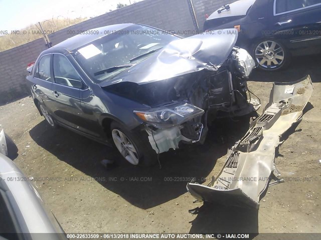4T1BF1FK4DU222492 - 2013 TOYOTA CAMRY L/SE/LE/XLE Boz foto 1