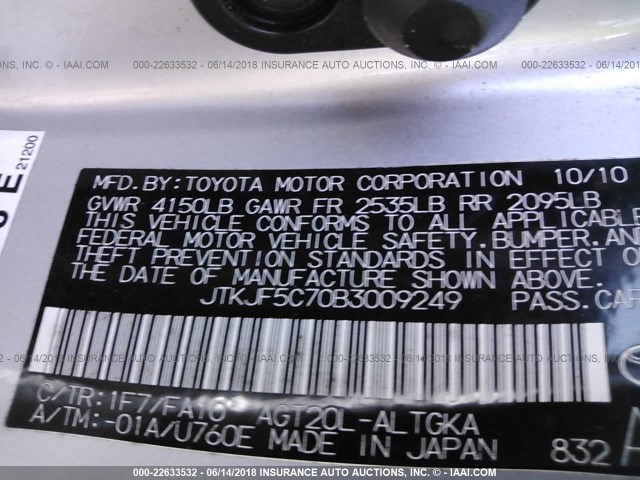 JTKJF5C70B3009249 - 2011 TOYOTA SCION TC 银色 照片 9