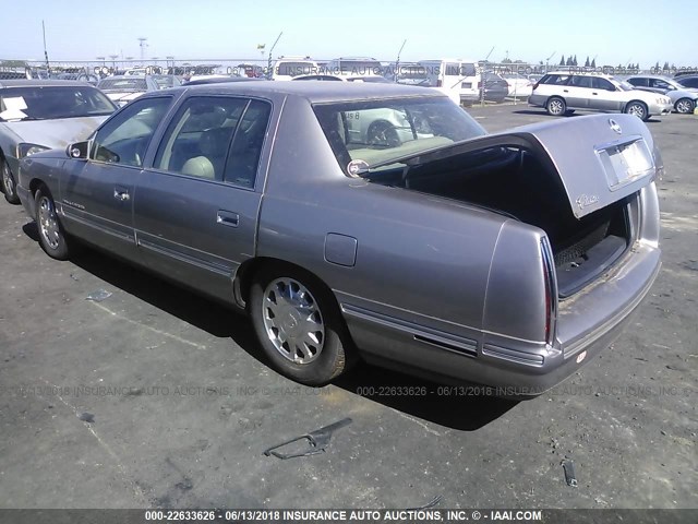 1G6KF5499XU719654 - 1999 CADILLAC DEVILLE CONCOURS SILVER photo 3